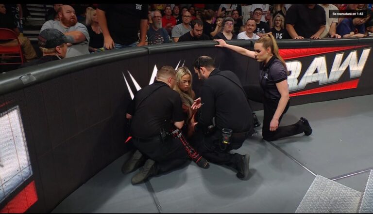 Liv-Morgan-se-disloco-un-hombro-en-Raw-16-de-junio-de-2025-WWE.jpg