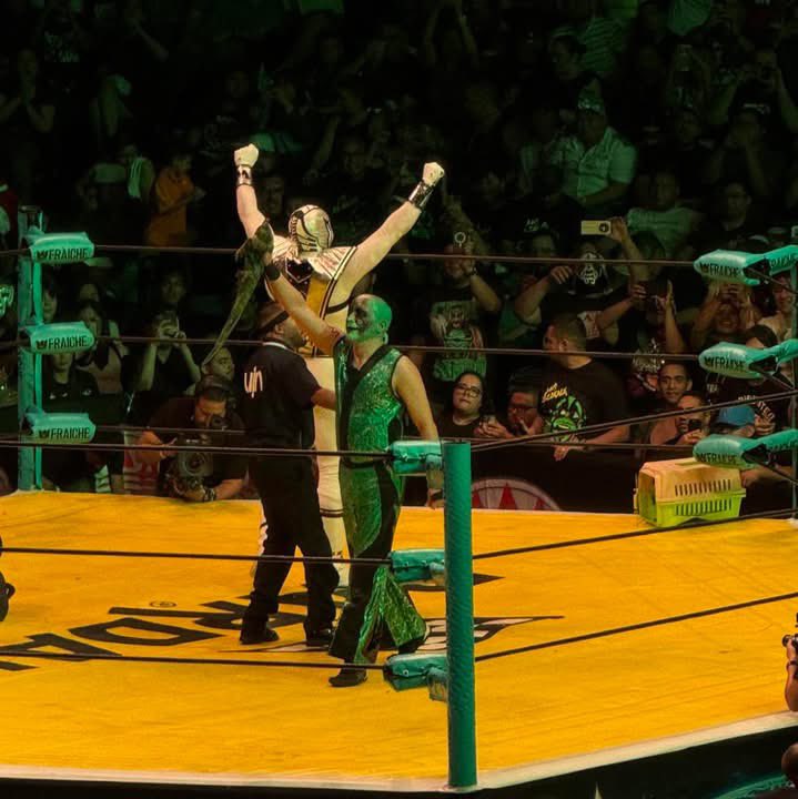 Mr.-Iguana-y-El-Fiscal-en-Triplemania-Regia-15.06.2025-AAA.jpg