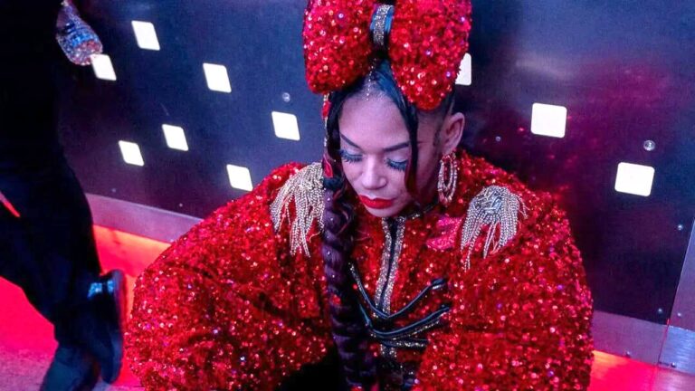 bianca-belair-sad2.jpg