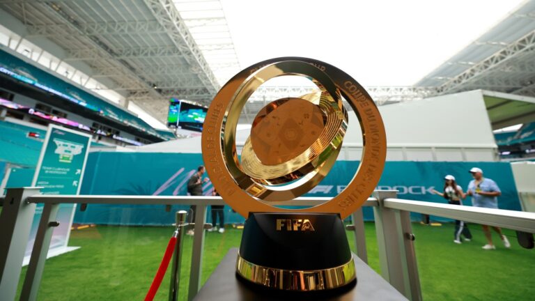 el-trofeo-del-mundial-de-clubes-en-miami.-getty.jpg
