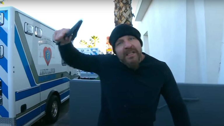 moxley-aew.jpg