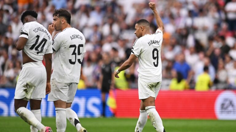 tchouameni-asencio-y-mbappe-en-un-partido.-getty.jpg