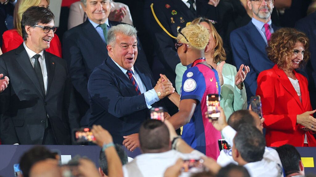 1753445129_laporta5.jpg