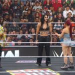 Naomi-con-Rhea-Ripley-e-Iyo-Sky-en-WWE-RAW-14-de-julio-2025.jpg