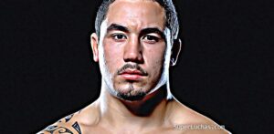 Robert-Whittaker.jpg