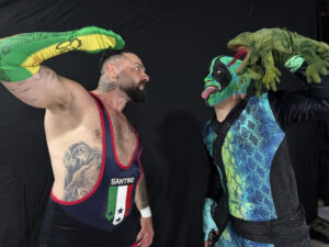 Santino-Marella-vs-Mr.-Iguana.jpg