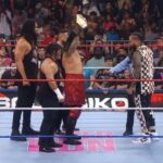 Solo-Sikoa-y-Jimmy-Uso-en-Saturday-Night-Main-Event-XL.jpg