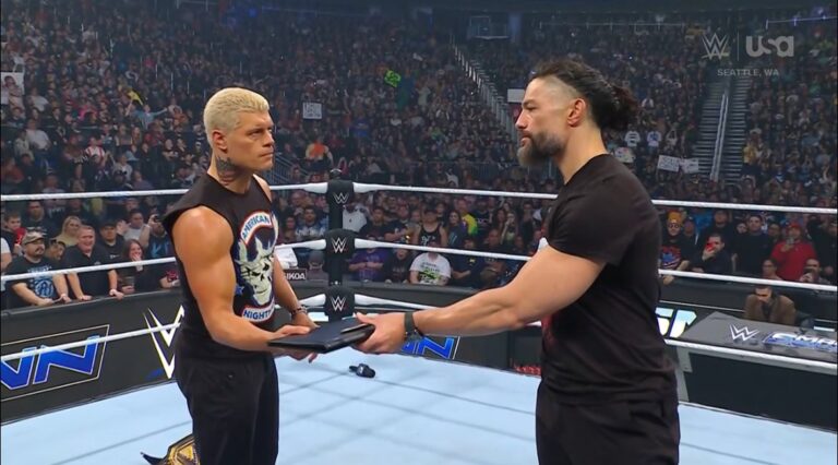 roman-reigns-cody-rhodes2.jpg