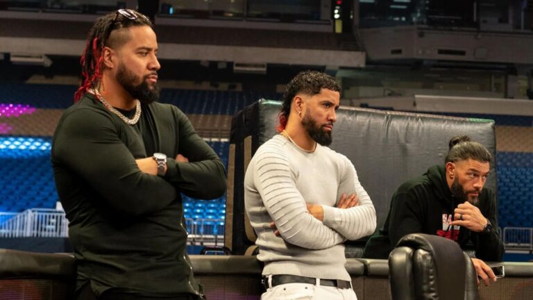 roman-reigns-usos2.webp.jpeg