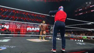 Dragon-Lee-y-El-Grande-Americano-en-WWE-RAW-4-de-agosto-2025.jpg