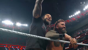 Roman-Reigns-y-Jey-Uso-WWE-Raw-18-de-agosto-2025.jpg