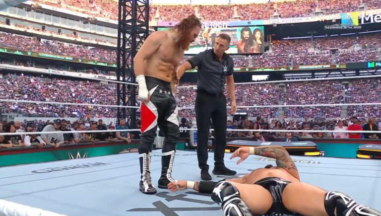 Sami-Zayn-vencio-a-Karrion-Kross-en-WWE-SummerSlam-2025-Noche-1-02-de-agosto-de-2025-WWE.jpg