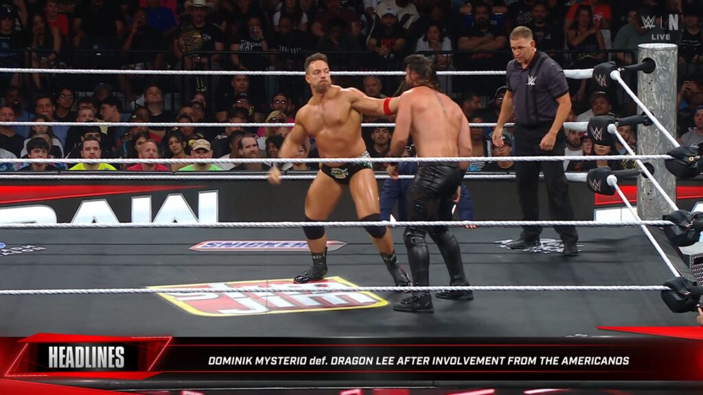 Seth-Rollins-vs-LA-Knight-en-WWE-RAW-4-de-agosto-2025.jpg