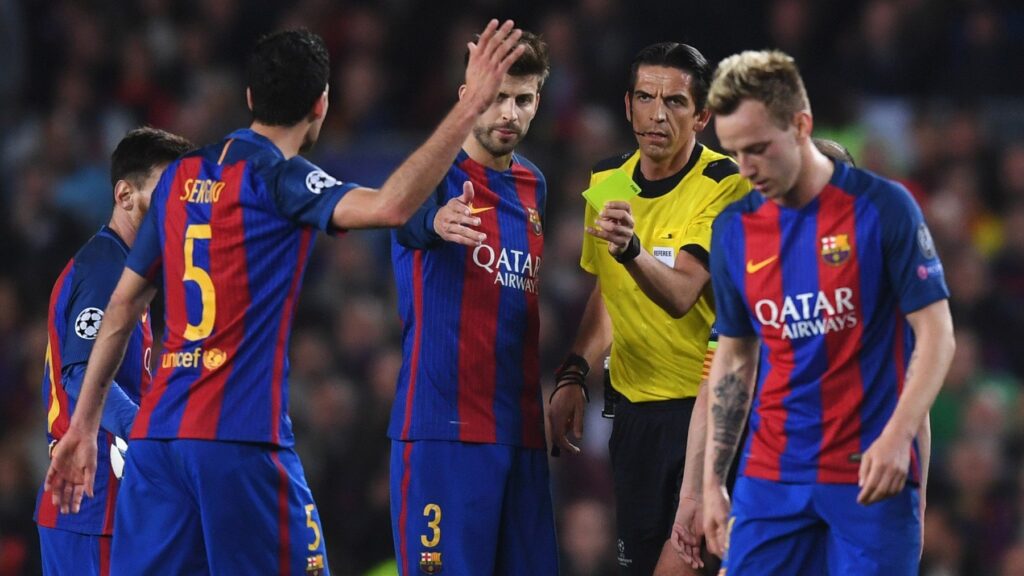 aytekin-barcelona-psg.jpg