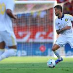 inigo-martinez-en-su-debut-con-el-al-nassr.-.jpg