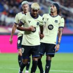 lamine-yamal-y-raphinha-en-un-partido-de-pretemporada-con-el-fc-barcelona.-getty-images.jpg
