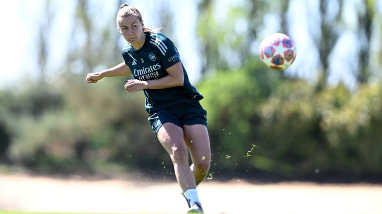 london-colney-england-victoria-pelova-of-arsenal-during-the-arsenal-women-training-session-at_ij9d6u.jpeg
