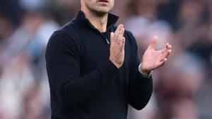 london-england-mikel-arteta-manager-of-arsenal-applauds-the-fans-after-the-premier-league_r3rys7hx.j.jpeg
