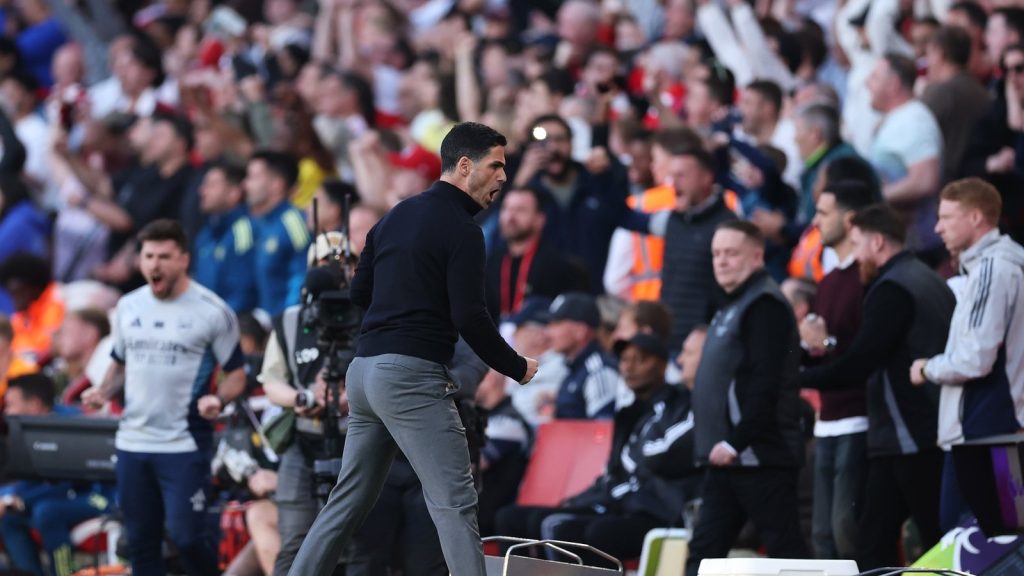 london-england-mikel-arteta-manager-of-arsenal-celebrates-victory-at-full-time-during-the_so4arj89.j.jpeg